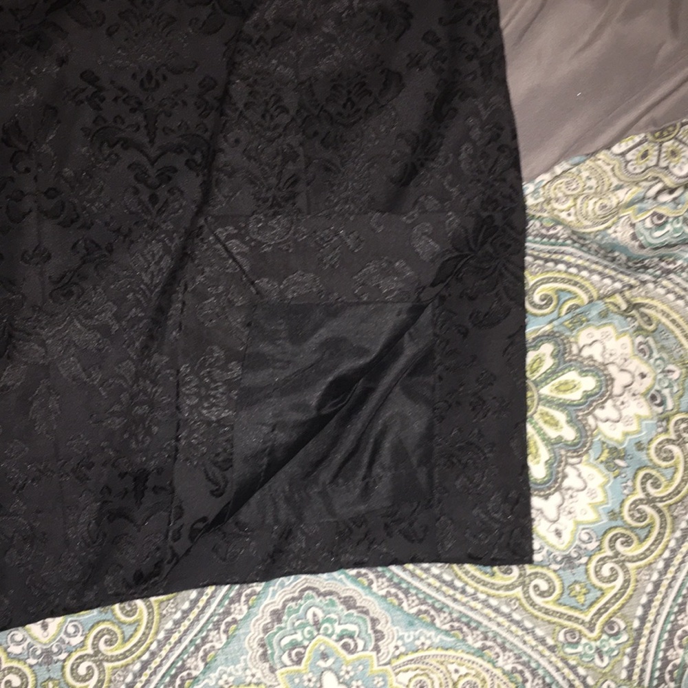 Black Pencil Skirt - Picture 3 of 4